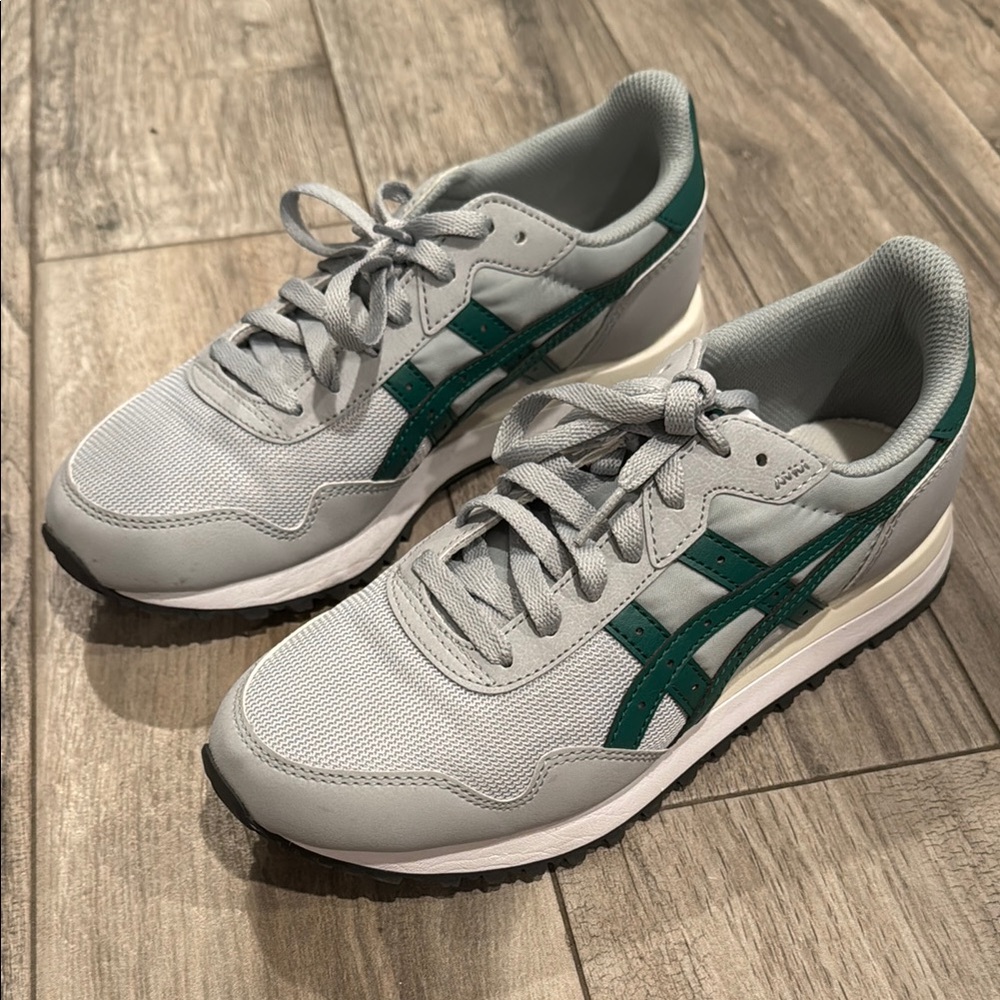 Asics Gray and Green Sneakers with Classic Design